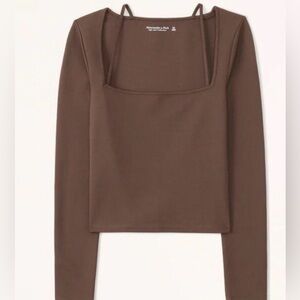 Abercrombie & Fitch Women's Brown Square Neck Long Sleeve Top